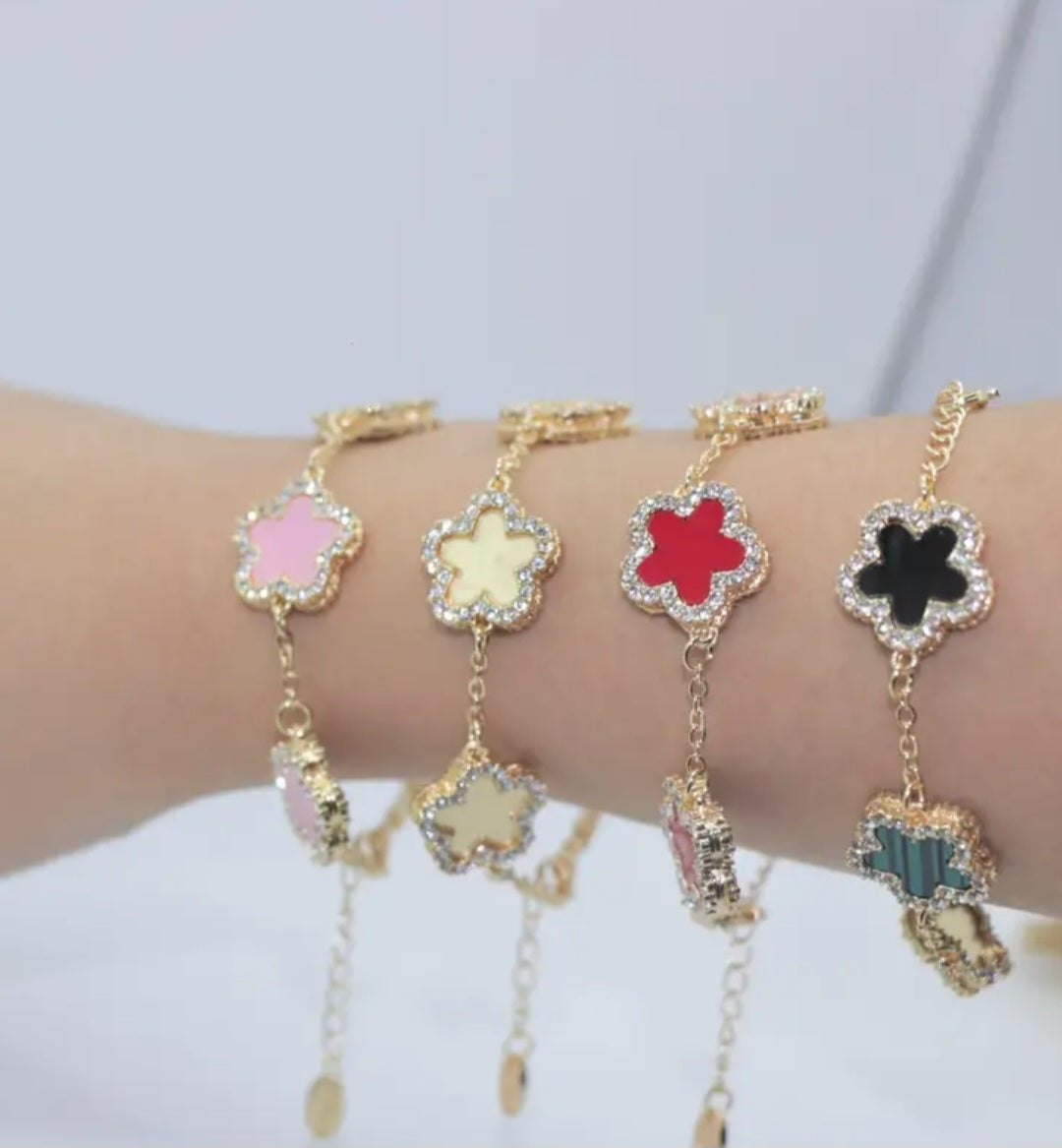 Trendy Flower charm Bracelet